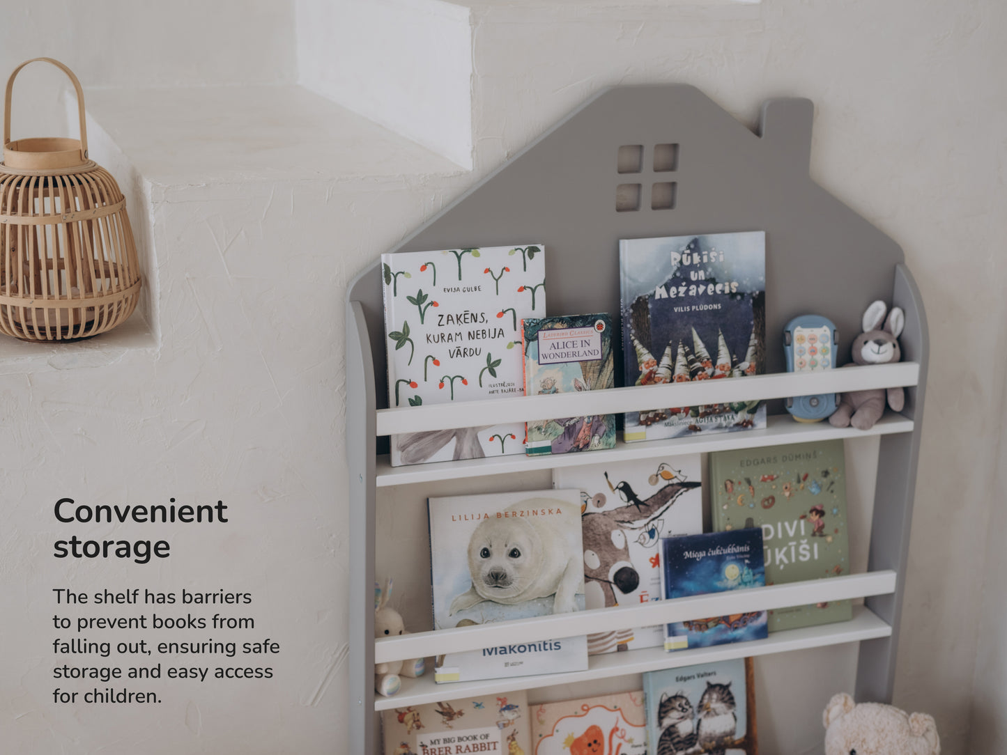 Wall-mounted house-shaped bookshelf – safe & space-saving Montessori book storage